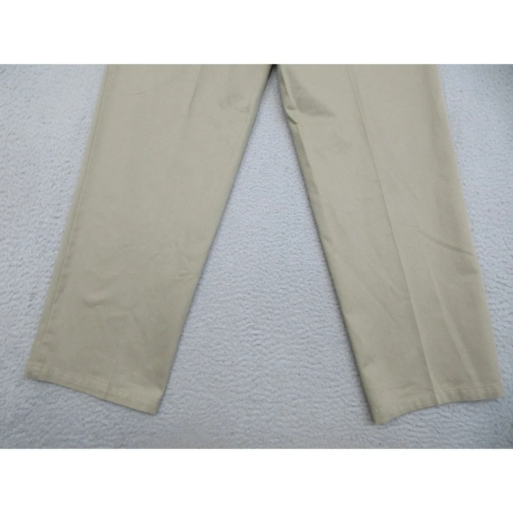 Dockers Pleated Khaki Chino Pants Mens 32x32 Beige Classic Fit Cotton Casual